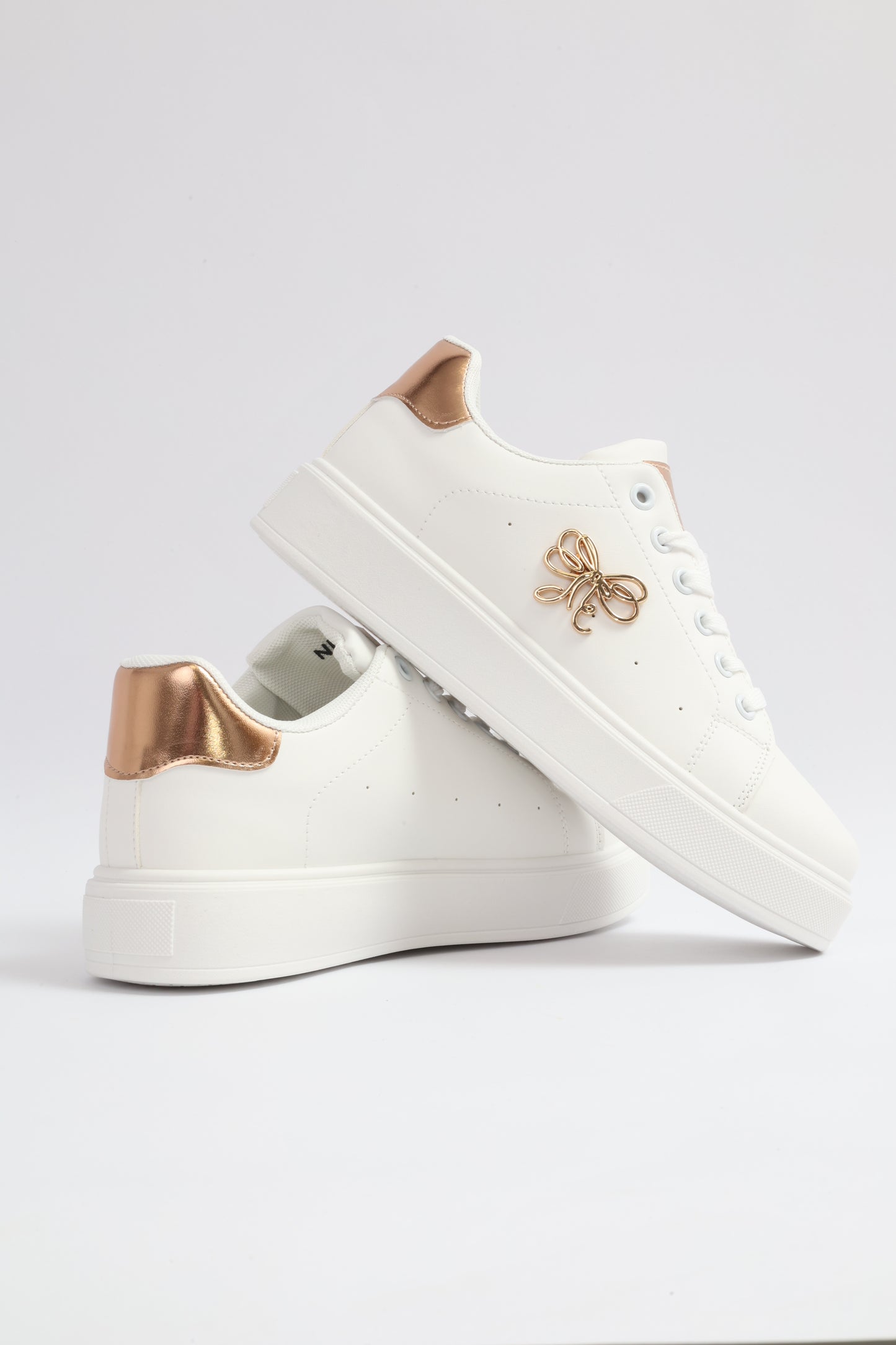 Buty z blaszką - Logo LITTLEBOW