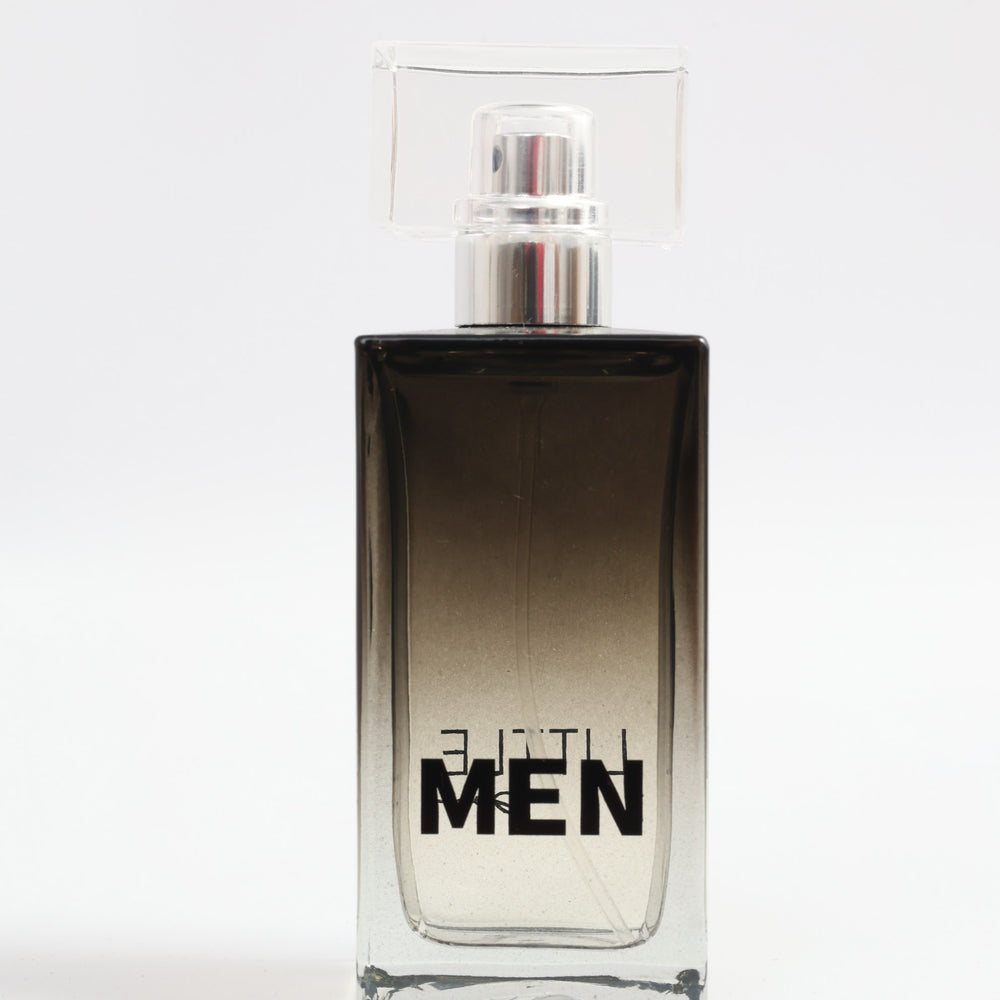 
                  
                    Extrakt z perfum Little Bow MEN
                  
                