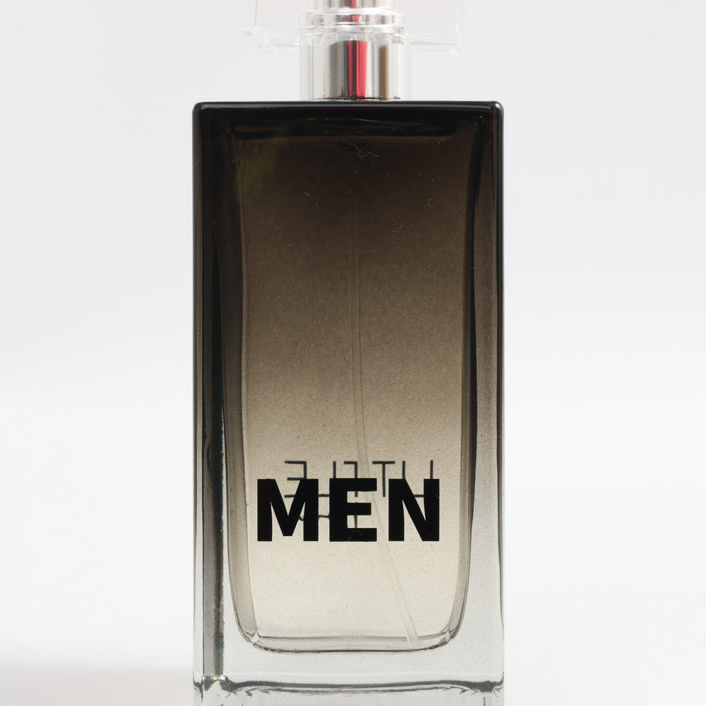 
                  
                    Extrakt z perfum Little Bow MEN
                  
                